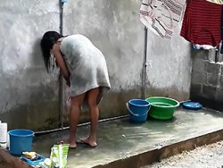 Asiatique - Une belle salope vietnamienne se tape un touriste